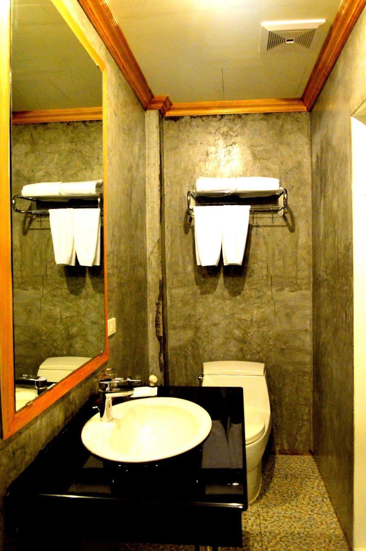 Chaphone Guesthouse Пхукет Экстерьер фото