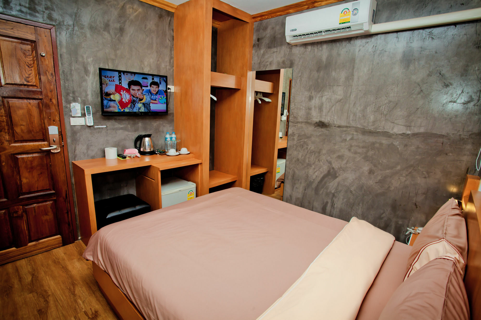 Chaphone Guesthouse Пхукет Экстерьер фото